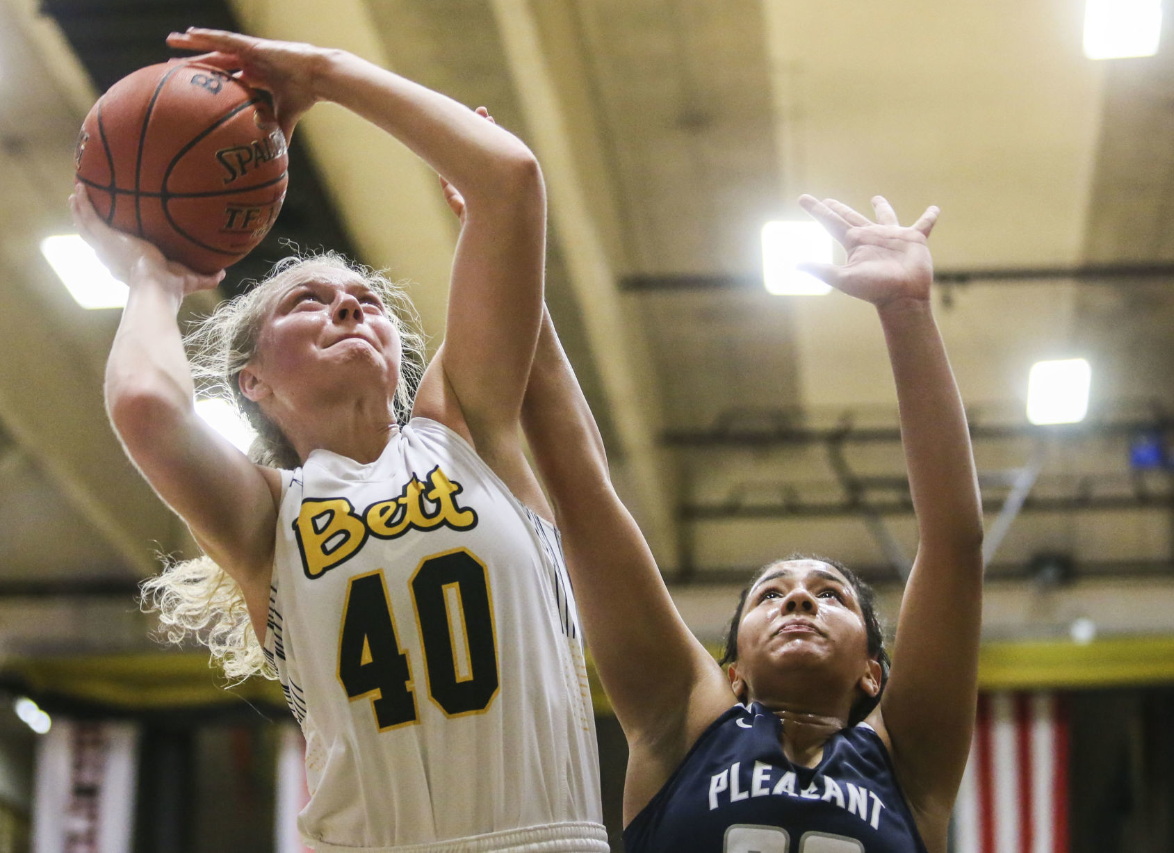 011420-qct-spt-pv-bett-hoops-07.JPG